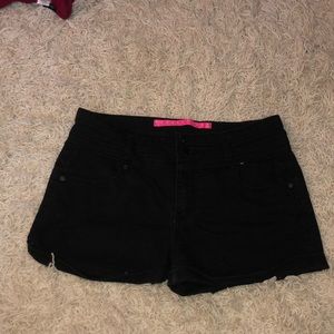 black jean shorts